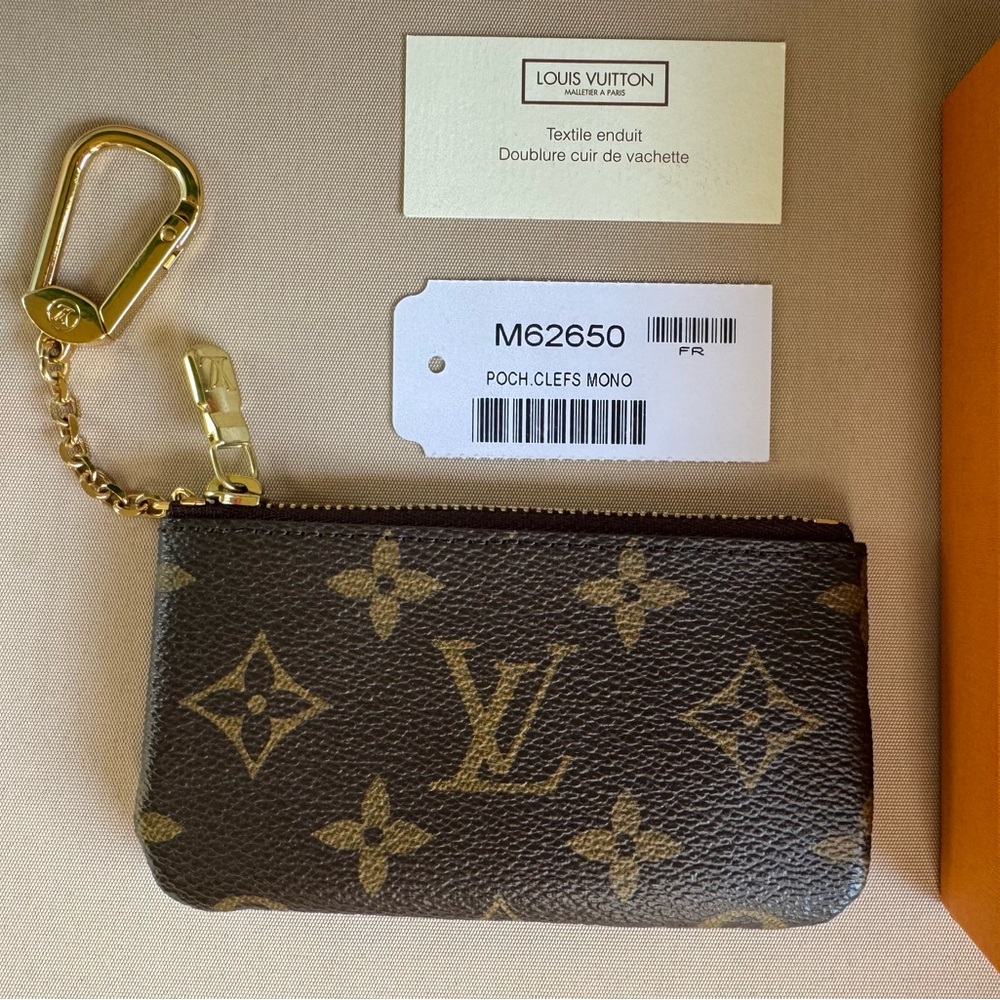 Louis Vuitton Monogram Pochette Cles Coin Holder Key Pouch